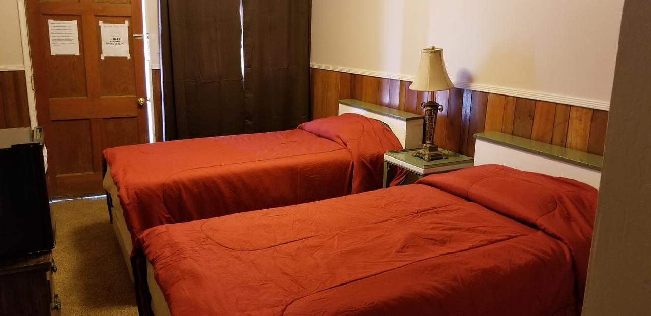 Rustic Oasis Motel Olancha Bagian luar foto