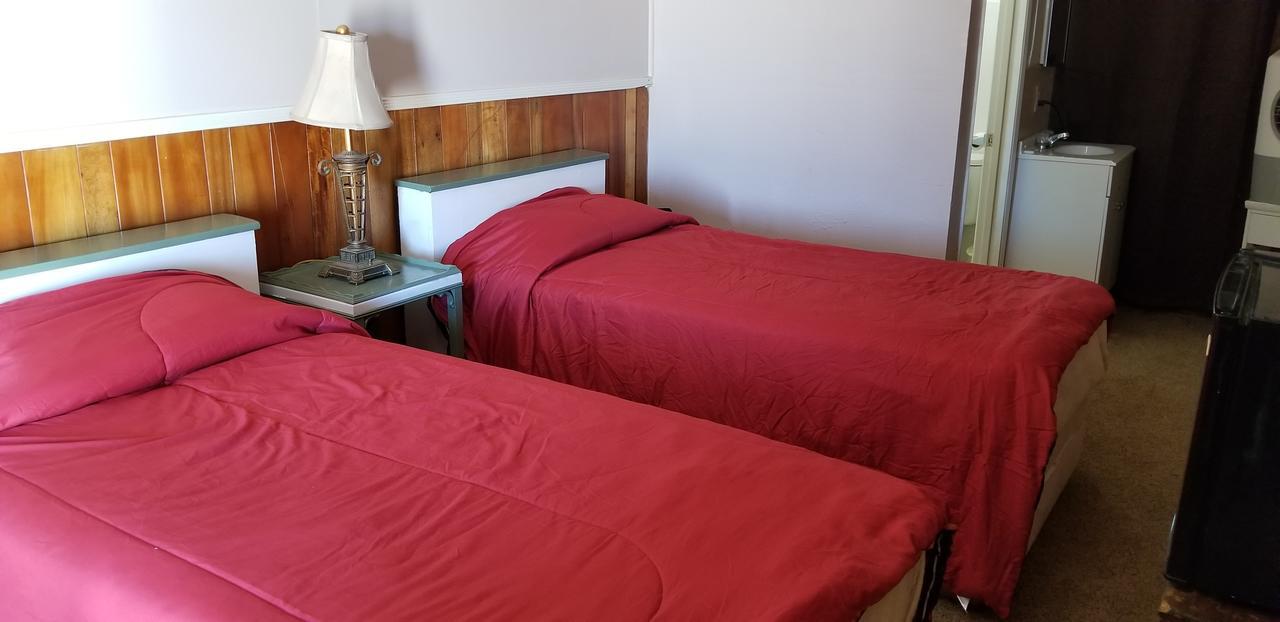 Rustic Oasis Motel Olancha Bagian luar foto